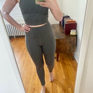 Girlfriend Collective legging + top set